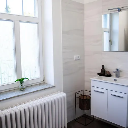 Brand-aparts Apartment *